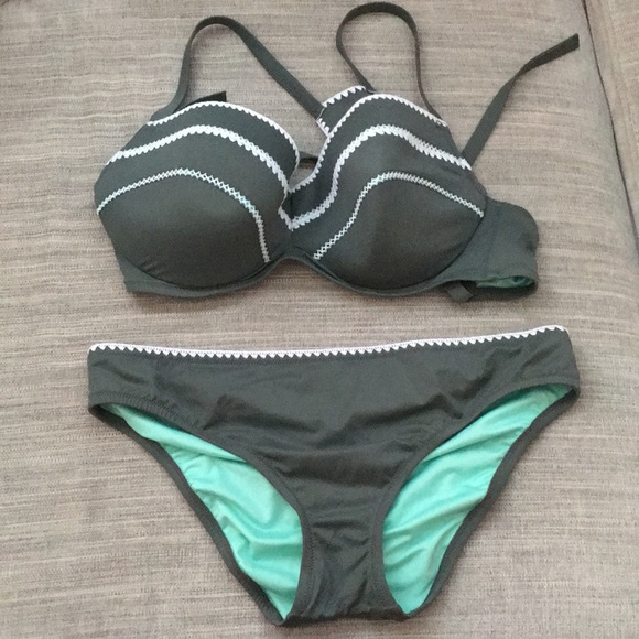 38d bathing suit tops